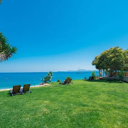 The House Kaminaki Apartmán Nisaki (Corfu)